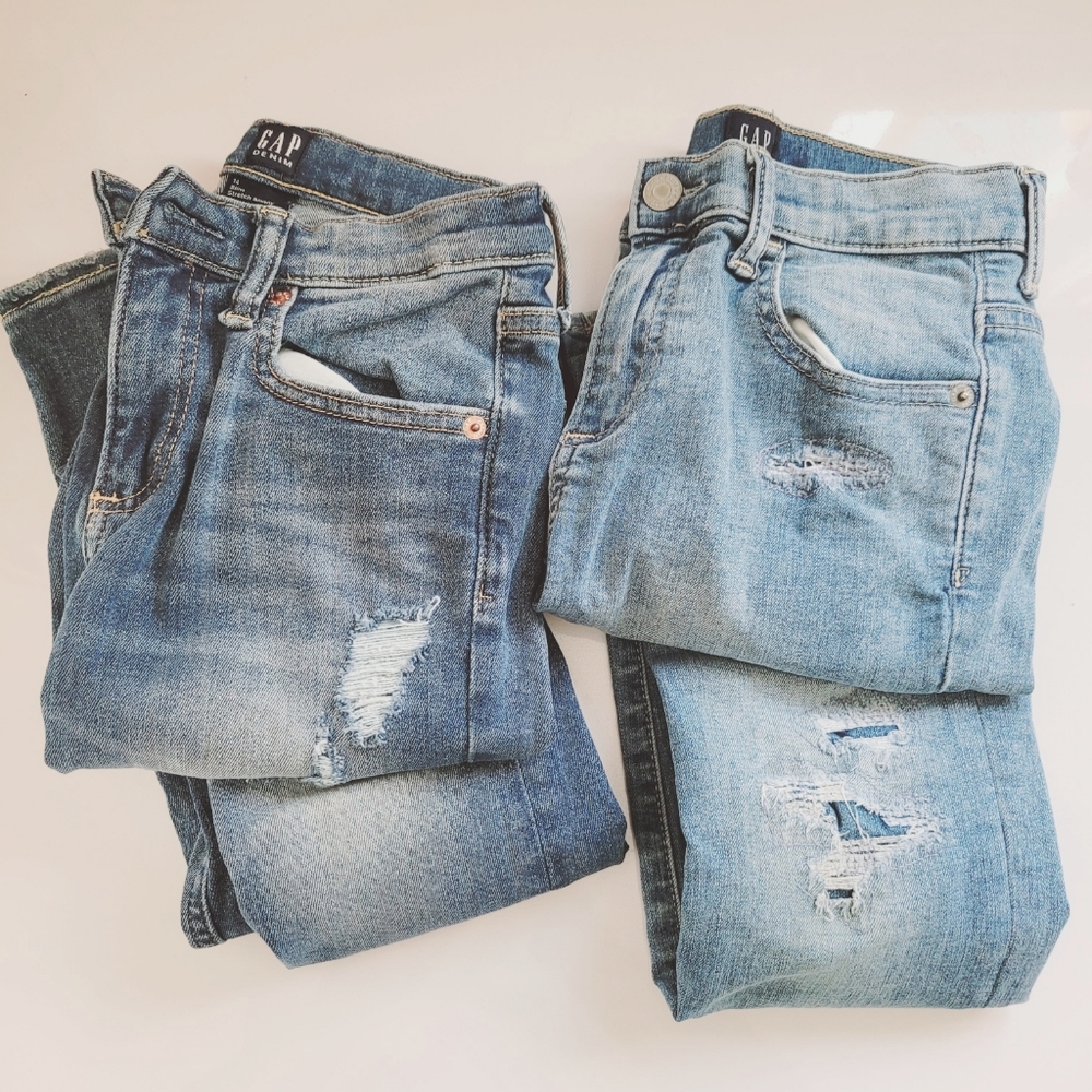 Two pairs GAP slim stretch skinny jeans